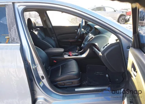 2015 Acura Tlx z USA, uszkodzony, nr VIN 19UUB1F37FA028370